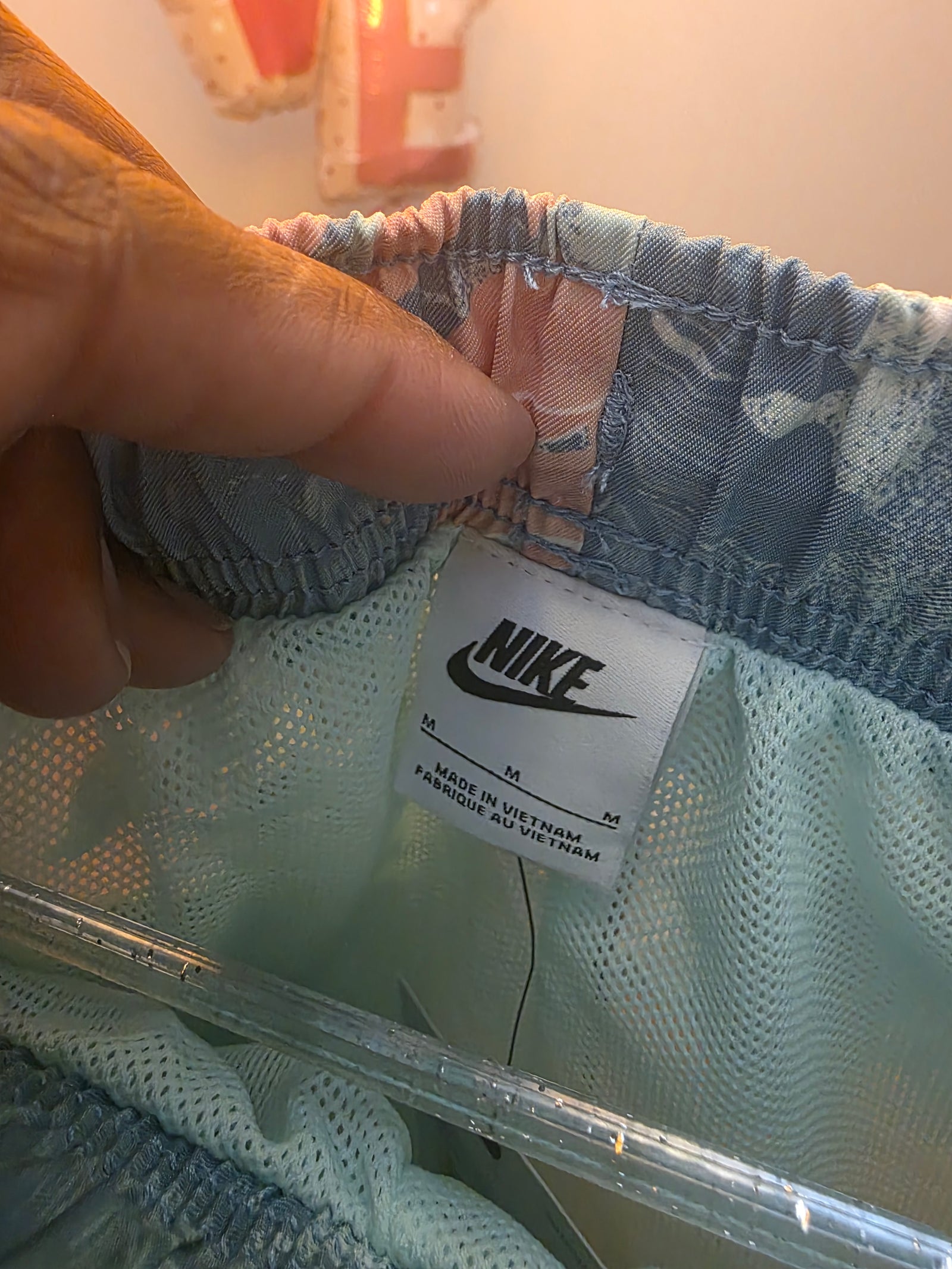 Men's Floral Nike Swim Shorts (Medium)