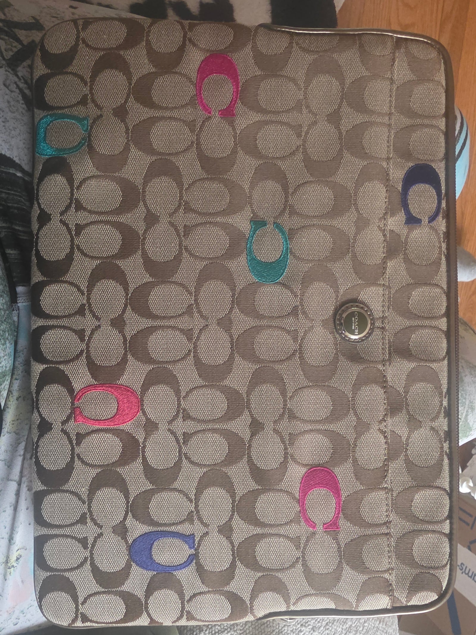 Coach Signature Multi-Colored Computer Laptop Tablet Padded Zippered Sleeve Case (Excellent Condition)