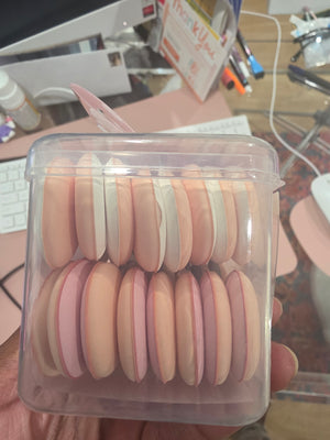 32-Pc Multi-Colored Finger Puff Flawless Coverage