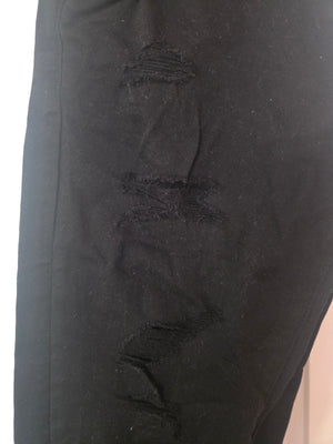 Black Skinny Jean Frayed/Ripped Jeans Slim (30 x 32) - Gently Used