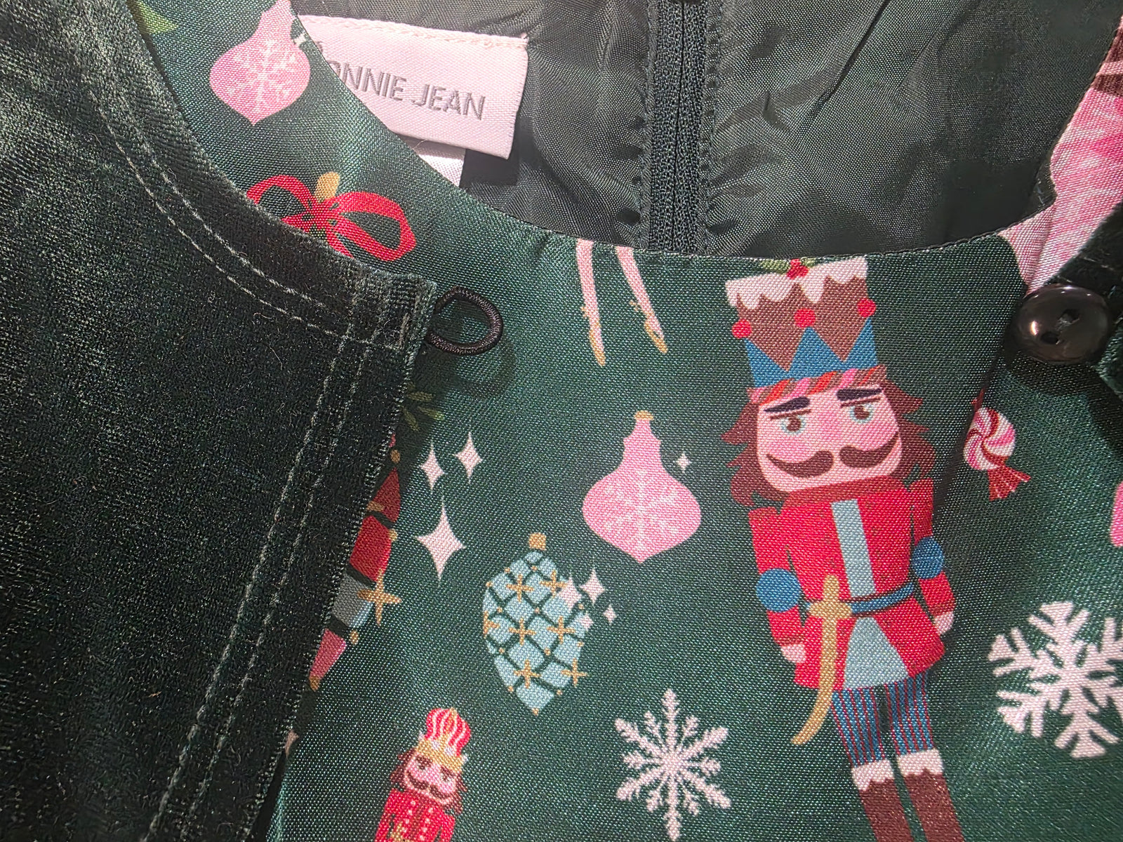 Bonnie Jean Green Christmas Dress (Children's Size 8)
