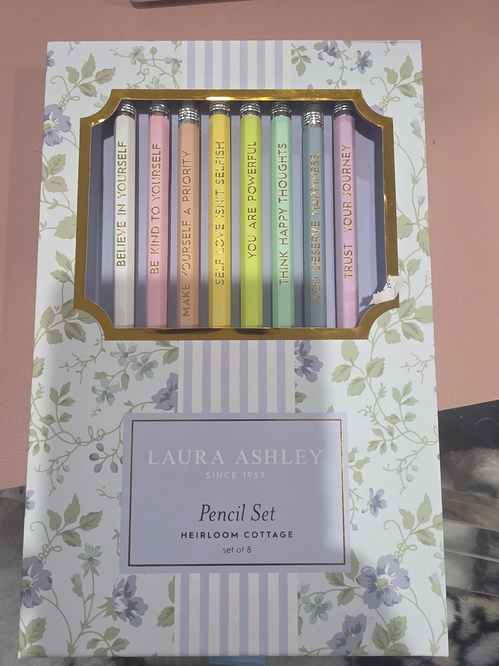 Laura Ashley Heirloom Cottage Pencil Set (8 Pencils)