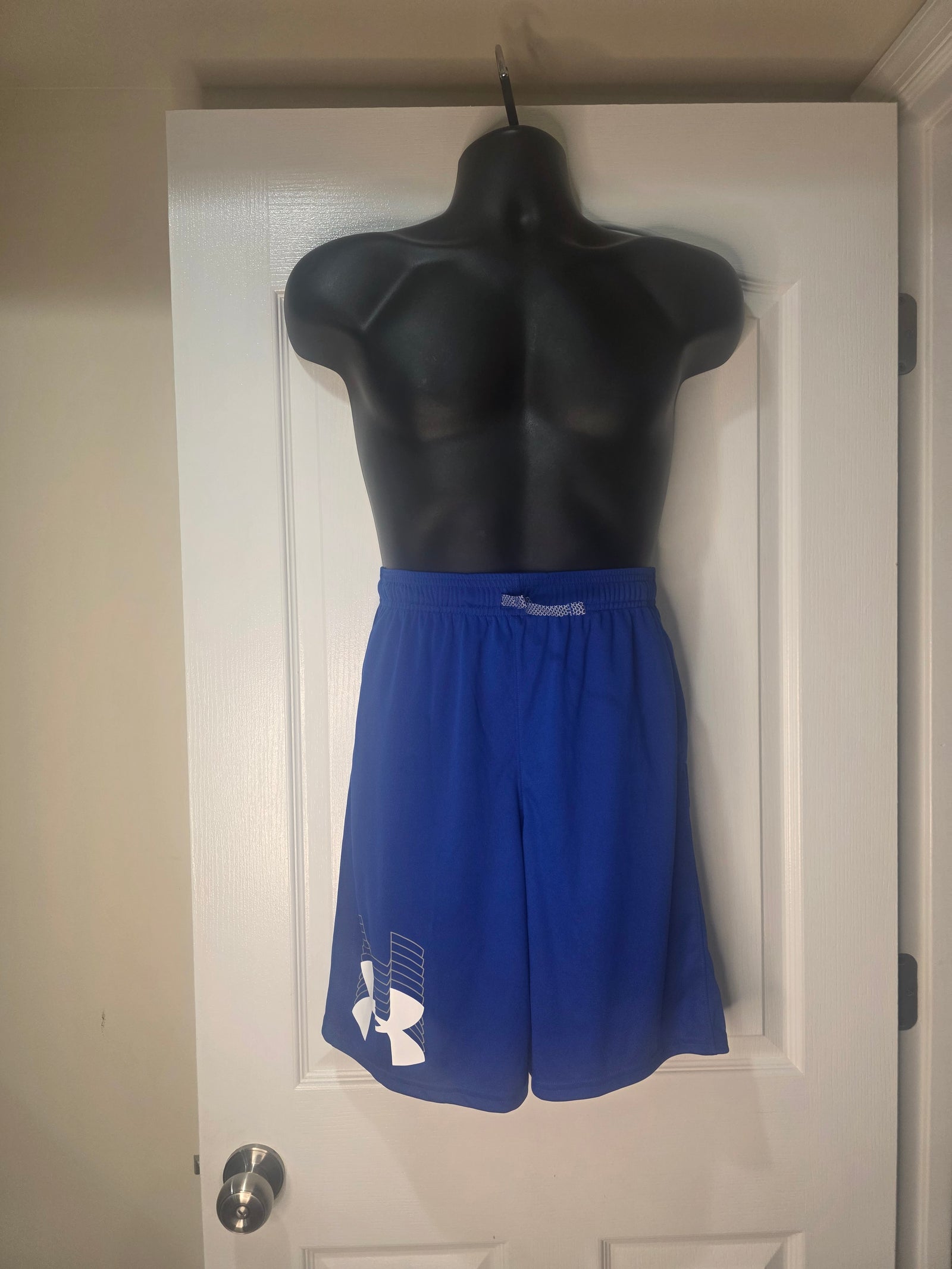 Youth Extra Large Royal Blue Under Armour Athletic Shorts