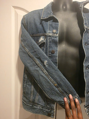 Levi's Original Trucker Ripped Denim Jean Dark Wash Frayed Jacket (Size Small)