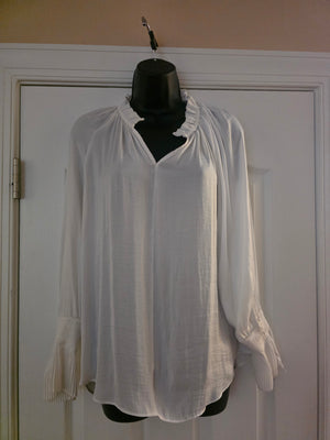 Womens Simply Vera Vera Wang Shirred Front Long Sleeve Shirt (Size Small) - Gently Used
