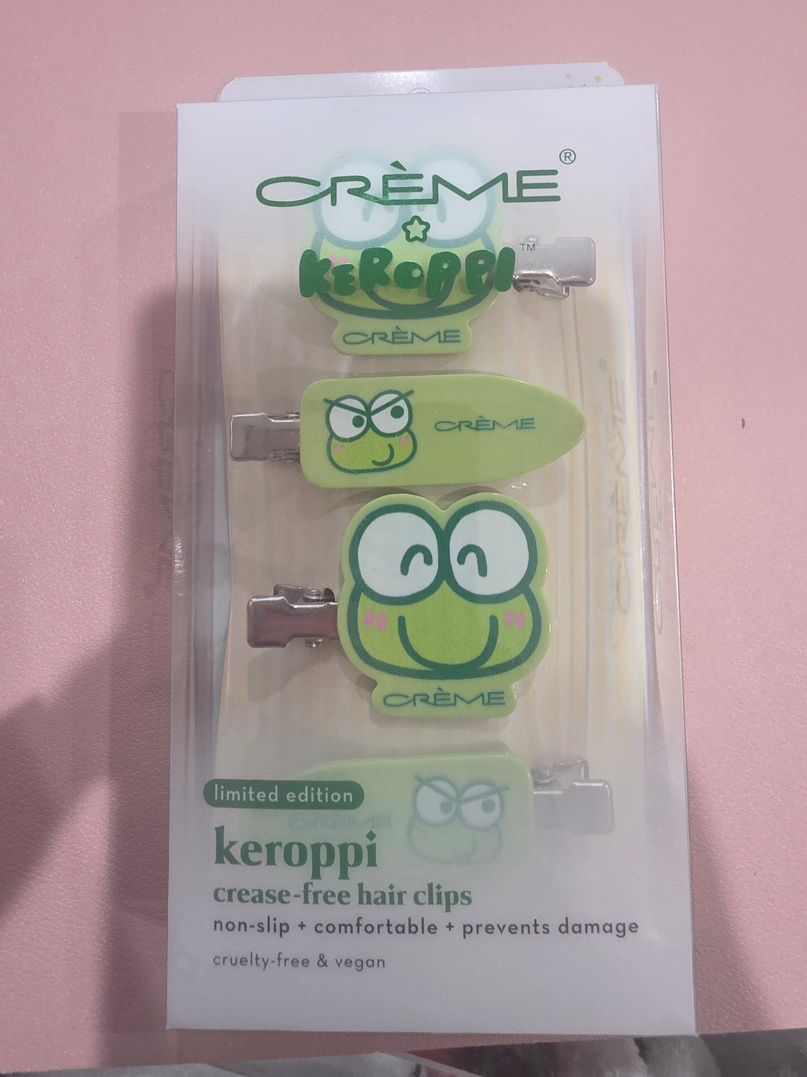 Creme Shop Crease Free Hair Clips (Limited Edition) Keroppi
