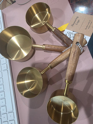 Urban Cupboard Brass/Natural Wood Handle Measuring Cups