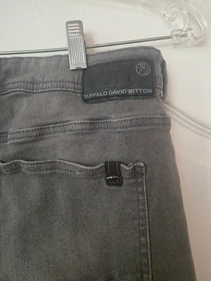 Unisex Grey Wash Denim Jeans (32/32) Gently Used Skinny Straight Buffalo David Bitton