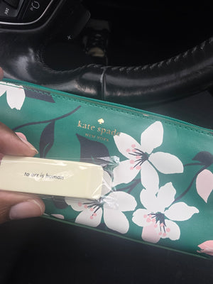 Kate Spade Floral Pencil Case Includes
Gold Metal Pencil Sharpener Plastic Ruler
Golden Colored Eraser