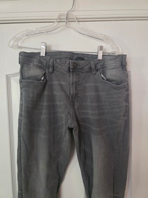 Unisex Grey Wash Denim Jeans (32/32) Gently Used Skinny Straight Buffalo David Bitton