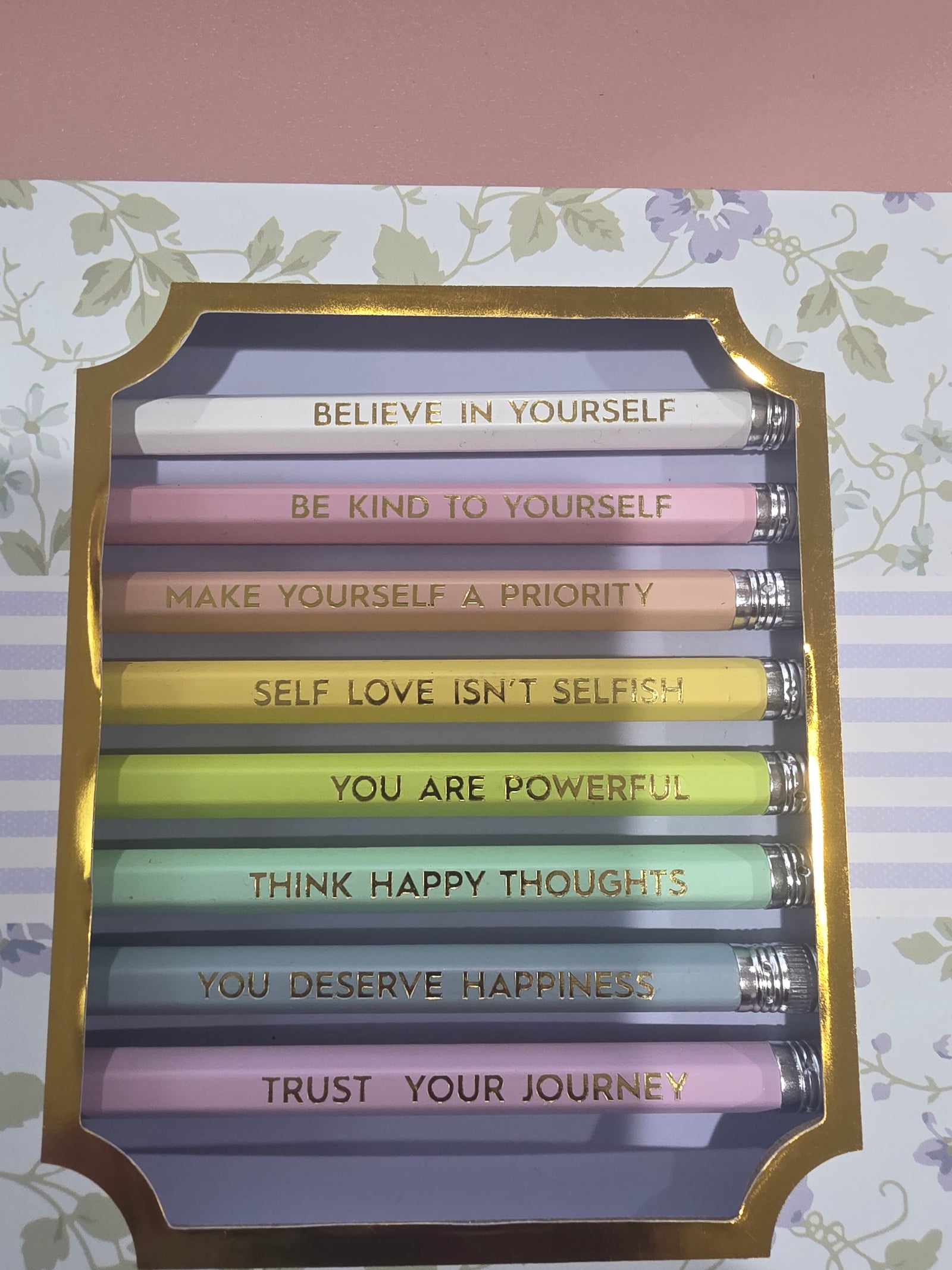 Laura Ashley Heirloom Cottage Pencil Set (8 Pencils)