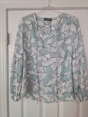 Womens Karl Lagerfeld Blouse Floral Gently Used (Size Small)