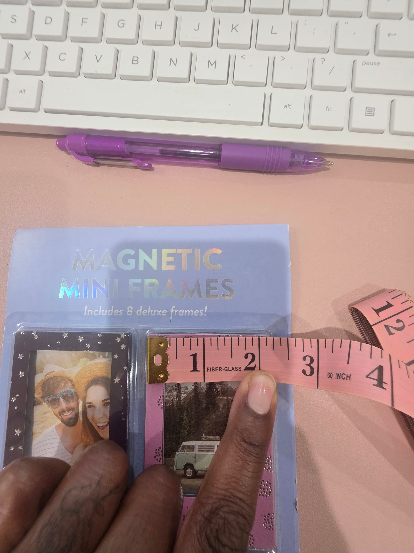 Multicolored Magnetic Mini Frames (Includes 8 "Deluxe" Frames)