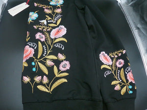 Black Floral Embroidered Top (Size Large) Solitaire