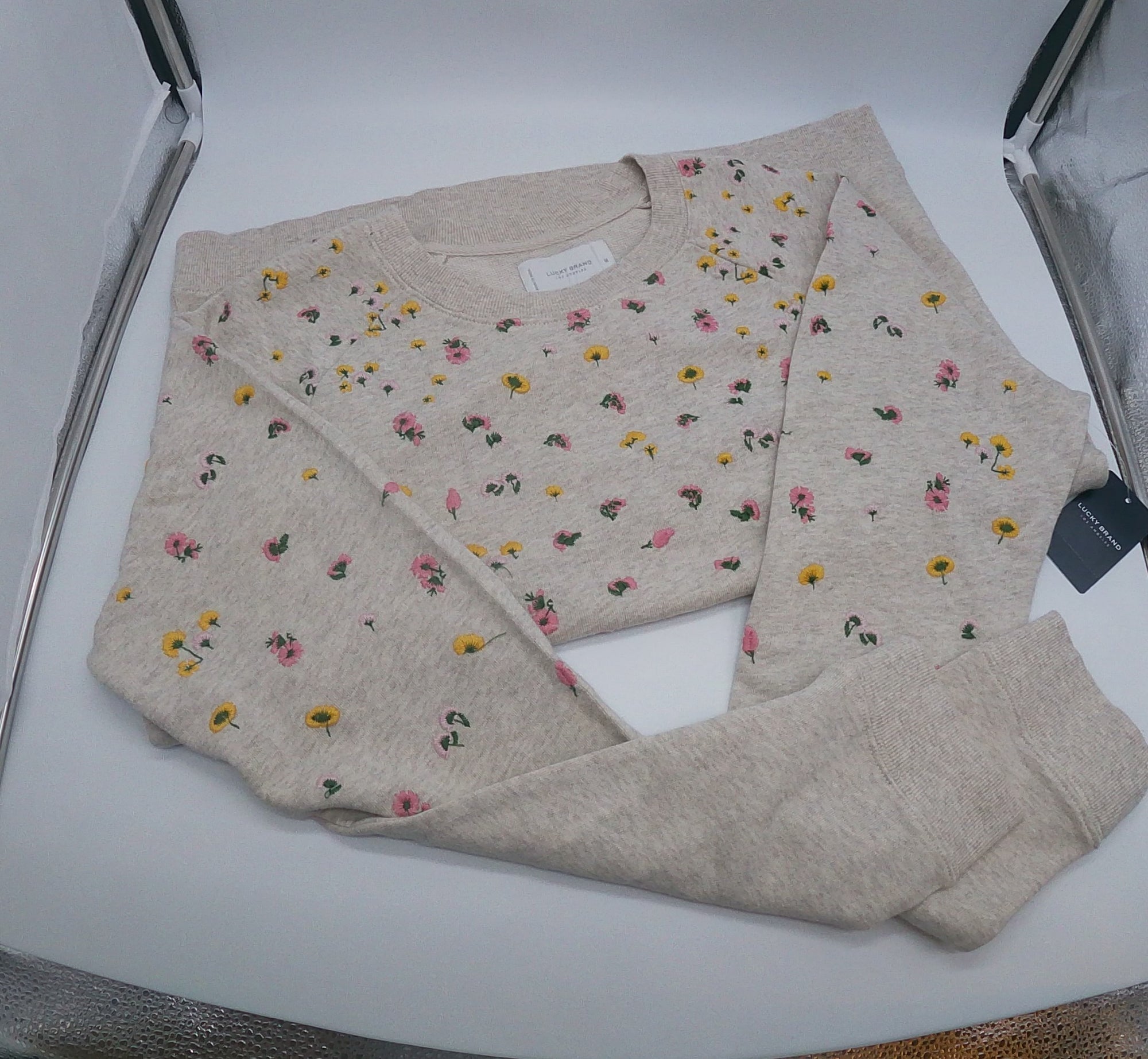 ﻿LUCKY BRAND﻿ Tossed Floral Embroidery Beige Pullover
